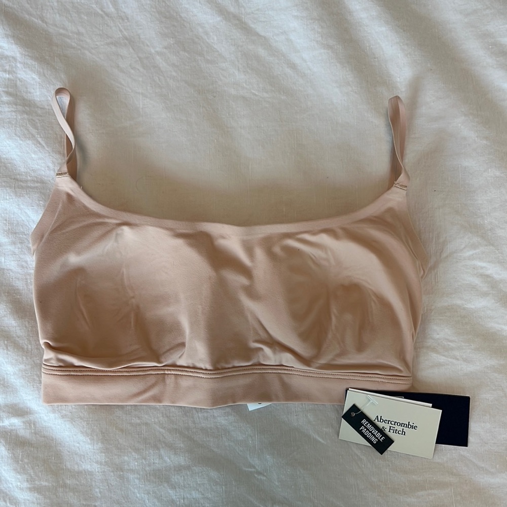Abercrombie & Fitch Next to Naked Scoopneck Bralette